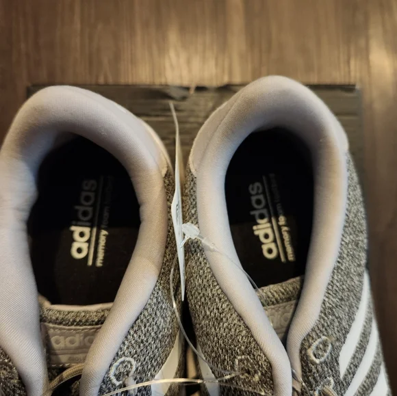 NWT Adidas Men's QT Racer Size 8.5 - Picture 4 of 6